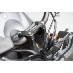 Sw-Motech Riser manubrio A 20 mm. Nero. Suzuki GSX-S 1000 / F (15-).