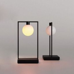 Artemide Curiosity 36 con Sfera Lampada da Tavolo Marrone/Nero
