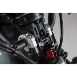 Riser manubrio Sw-Motech A-20 mm. Nero. Yamaha XSR700 (15-20).