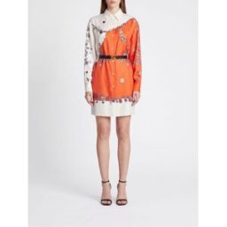 Versace Mini abito chemisier in seta con stampa grafica e cintura in vita Arancione Taglia 42