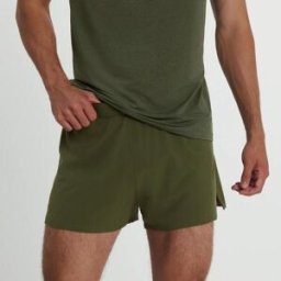 Saucony - Outpace 2.5" Split Short - Verde