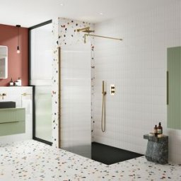 Box Doccia Walk-In Ottone Spazzolato in Vetro Scanalato con Piatto Doccia da 1400mm x 800mm Effetto Ardesia Bianco