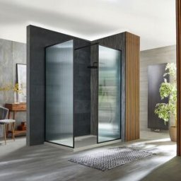 Hudson Reed Box Doccia Walk In Angolare in Vetro Scanalato con Telaio Nero e Piatto Doccia 1100mm x 700mm - Florence