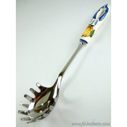 Servi spaghetti