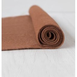 DHG Feltro Lana Termoformabile 2 mm in Fogli 30x30 cm Ghianda - 5 pz.