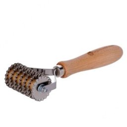 Tagliapasta Taglia pasta con 7 lame dentate in acciaio per fare le tagliatelle - 9.5mm