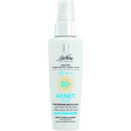 I.C.I.M. (BIONIKE) INTERNATION Bionike Defence Aknet Sun Solare Spray SPF 50+ per pelle acneica 50 ml