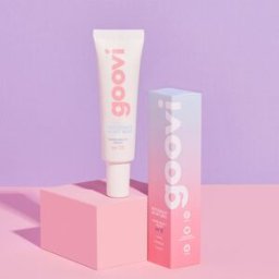 THE GOOD VIBES Tinted beauty cream (01 LIGHT) - Naturally at my best - goovi - 30 ml - Prodotto cosmetico che idrata, perfeziona, illumina, colora e protegge la pelle (SPF 15)