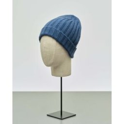 S. Moritz Berretto indaco in puro cachemire a coste con risvolto