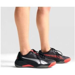 Scarpe da padel nere con dettagli rossi Puma Nova Court 42½