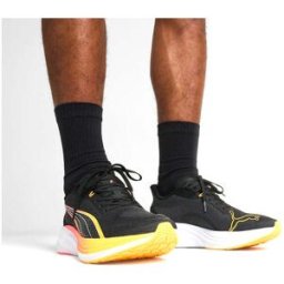 Scarpe da corsa nere con dettagli fluo Puma Darter Pro 41