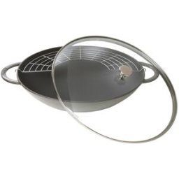 Staub Wok in ghisa per induzione colore grigio con maniglie e coperchio in vetro , diam. 37cm