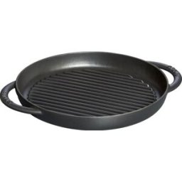 Griglia tonda in ghisa per induzione colore nero con maniglie di Staub, diam.22cm