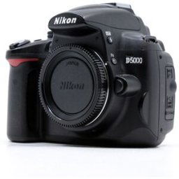 Nikon D5000 (Condition: Buono)