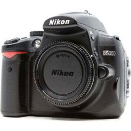 Nikon D5000 (Condition: Buono)