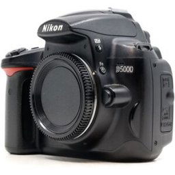 Nikon D5000 (Condition: Buono)