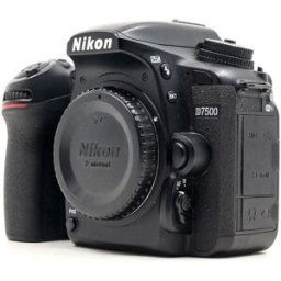 Nikon D7500 (Condition: Eccellente)