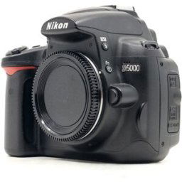 Nikon D5000 (Condition: Eccellente)