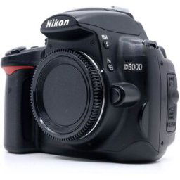 Nikon D5000 (Condition: Buono)