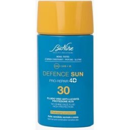 I.C.I.M. (BIONIKE) INTERNATION Bionike Defence Sun Fluido Viso Anti Lucidità SPF50+ - Fluido solare per pelle mista - 50 ml