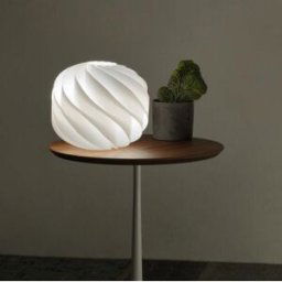 Linea Zero Illuminazione Globe Lampada Da Appoggio 3 Misure Design Moderno