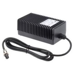 Fuente de Poder Universal Honeywell AE21 - 12V 8A · Nivel de Eficiencia Energética VI · Adaptador Original para Dispositivos y Periféricos Empresariales