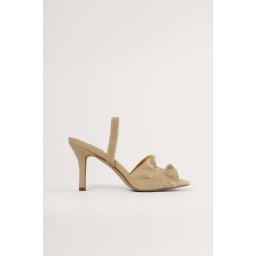 NA-KD - maat 41- Ruffled Vrouwen Sandalen - Beige