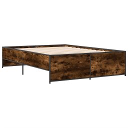 vidaXL Bedframe bewerkt hout metaal gerookt eikenkleurig 135x190 cm