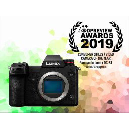 Panasonic Lumix DC-S1 + 24-105mm