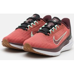 Nike Air Winflo 9 Rust - maat 40.5- Dames