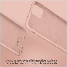 Accezz Liquid Silicone Backcover voor Samsung Galaxy S25 Plus Telefoonhoesje Roze