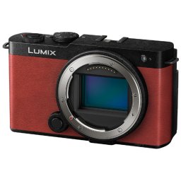 Panasonic Lumix S9 Rood + 40mm f/2.0