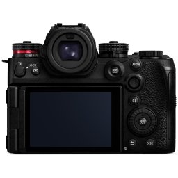 Panasonic Lumix DC-S1 II + 24-60mm f/2.8