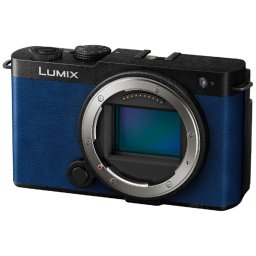 Panasonic Lumix S9 Blauw + 28-200mm f/4-7.1 Macro O.I.S.