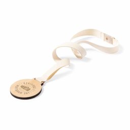 Houten Medaille GUSTER