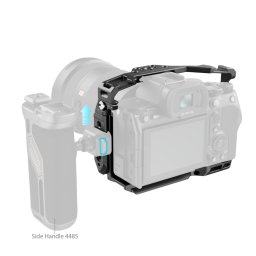 SmallRig 5583 Cage With Airtag Slot For Sony Alpha 7R V / 7 IV / 7S III / 1 / 7R IV