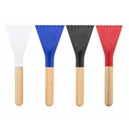 IJskrabber met houten steel