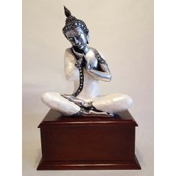 Thaise Serenity Boeddha op Hardhouten Asbox (2.4 of 3 liter)