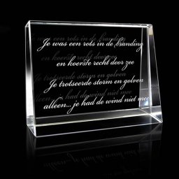 Kristalglas Liggende Rechthoek met Lasergravure (8 cm.)