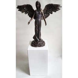 Bronzen Vredesengel op Witte MDF Dieren-Assokkel (3.5 liter)