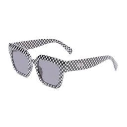 Sunglasses Vans Belden Black/White