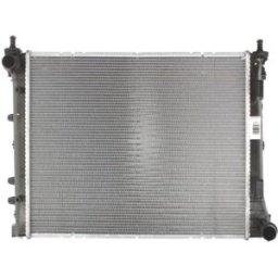 Radiador, arrefecimento do motor DENSO DRM09162