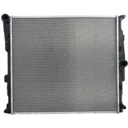 Radiador, arrefecimento do motor DENSO DRM05008