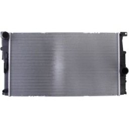 Radiador, arrefecimento do motor VALEO 735453