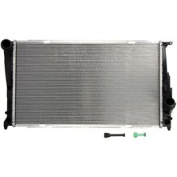 Radiador, arrefecimento do motor DENSO DRM05003