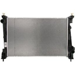 Radiador, arrefecimento do motor DENSO DRM01011
