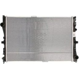 Radiador, arrefecimento do motor DENSO DRM17103