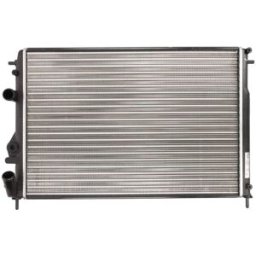 Radiador, arrefecimento do motor NISSENS 63766