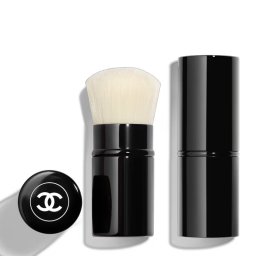 Chanel Escovas PINCEAU KABUKI RETRACTABLE N°108 Pincel de pó retrátil
