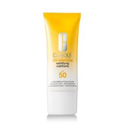 Clinique Protetor solar facial UV Solutions Protector SPF50 Protetor solar matificante